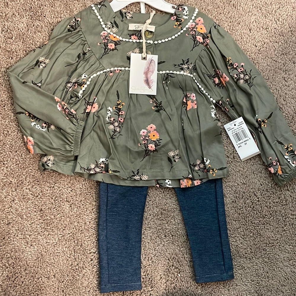 Jessica Simpson girls outfit